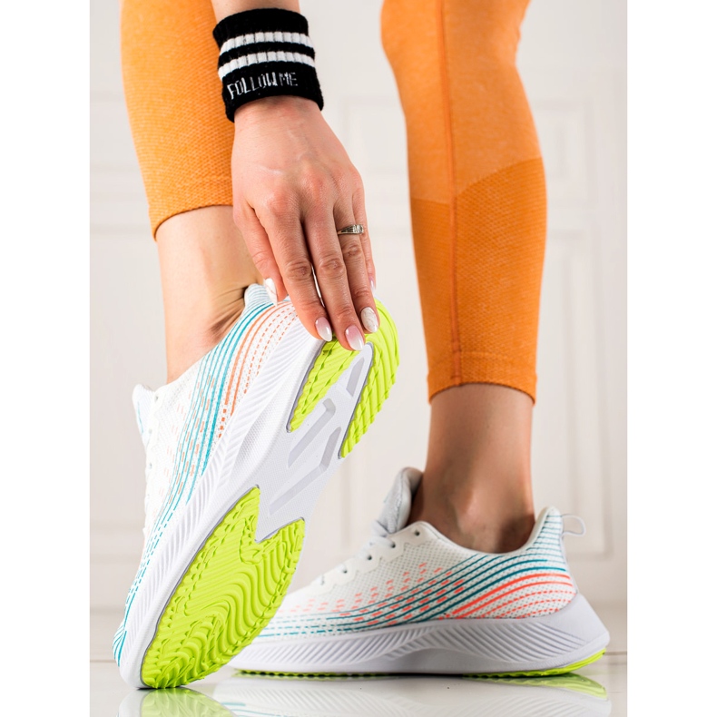 Kényelmes DK sportcipő fehér 1