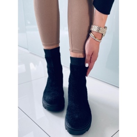 PA1 Roanna Fekete zoknis csizma 1