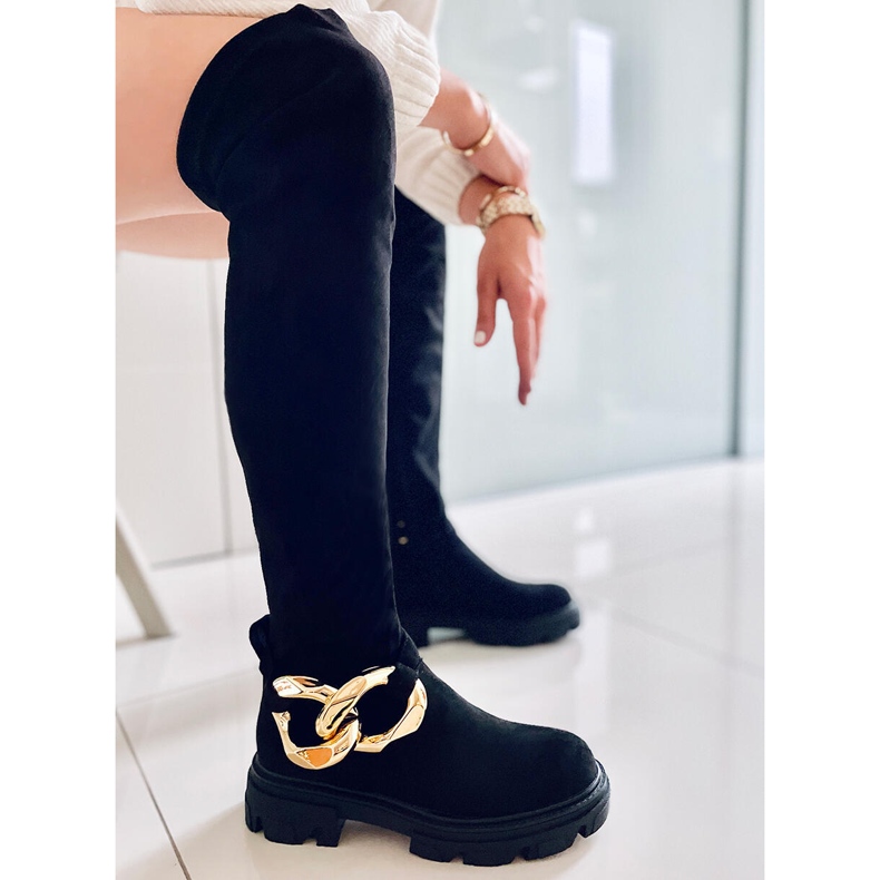 PA1 Fekete velúr csizmát keresek 2