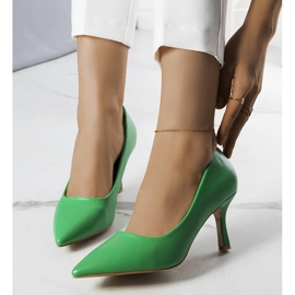 BM Zöld alacsony sarkú pumpák a Jayda-tól 1