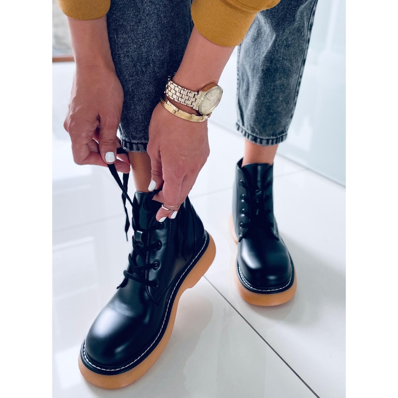 BM Gaia BLACK + Y martensiaki csizma fekete 2