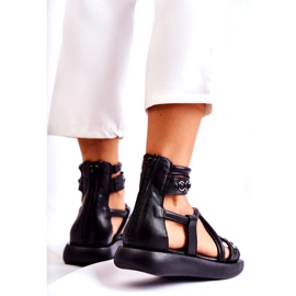 Bőr szandál az emelvényen Maciejka 05559-01 Fekete 2