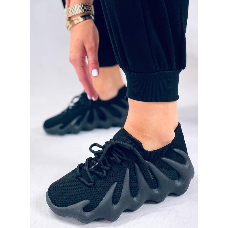 BM Eaton Black zoknis edzőcipők fekete 2