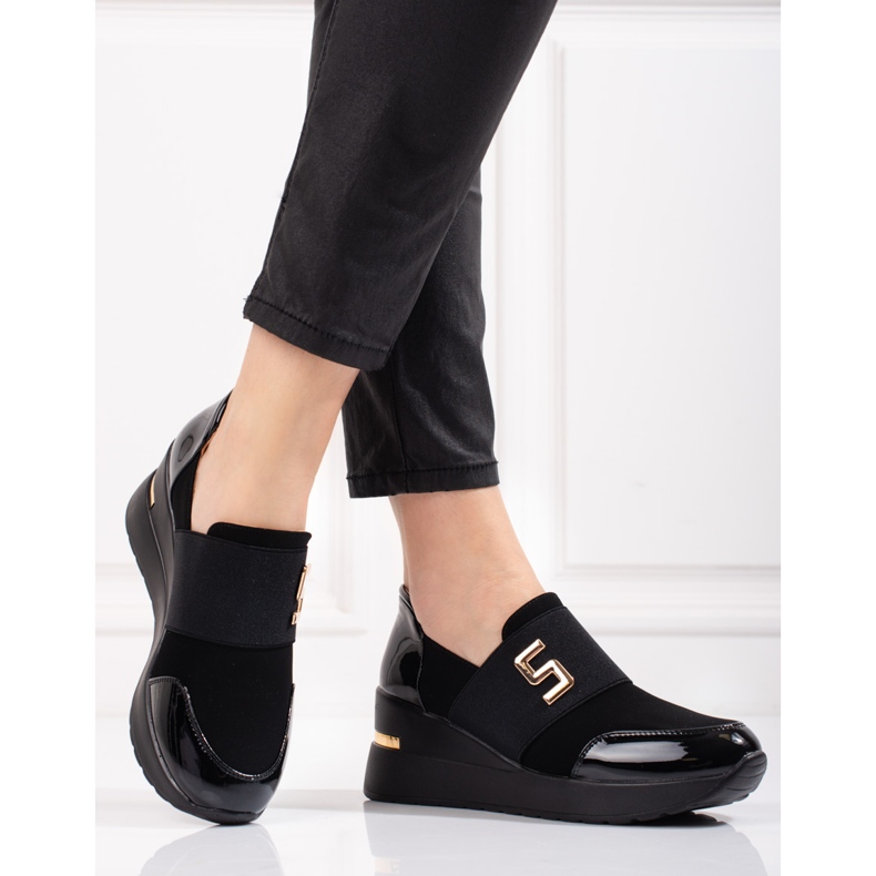 Női Shelovet fekete ékszeres tornacipő 1