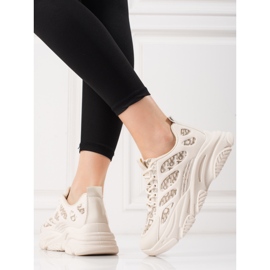 Shelovet női tornacipő vastag bézs talpon 2