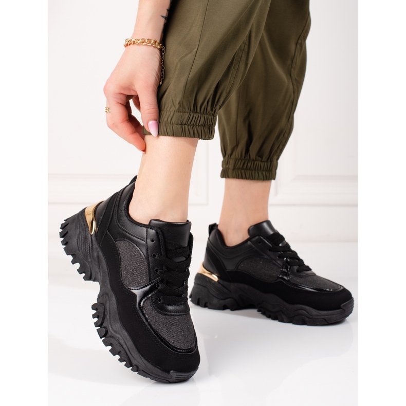 Fekete női tornacipők a Shelovet platformon 1