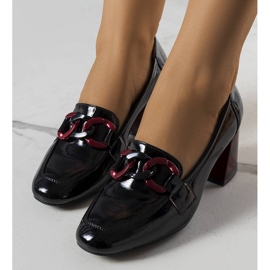 BM Teresa fekete lakkozott pumpák 1