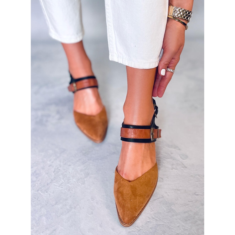 BM Chiatti Camel nyitott sarkú pumpák barna 1