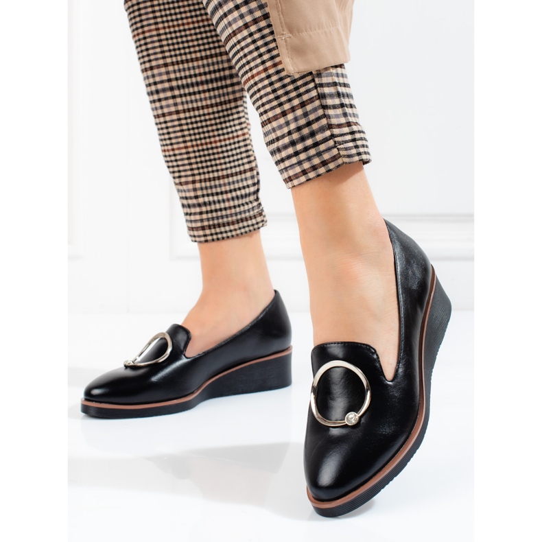 W. Potocki A márka Potocki kínálatában fekete, alacsony ékes női cipő 1