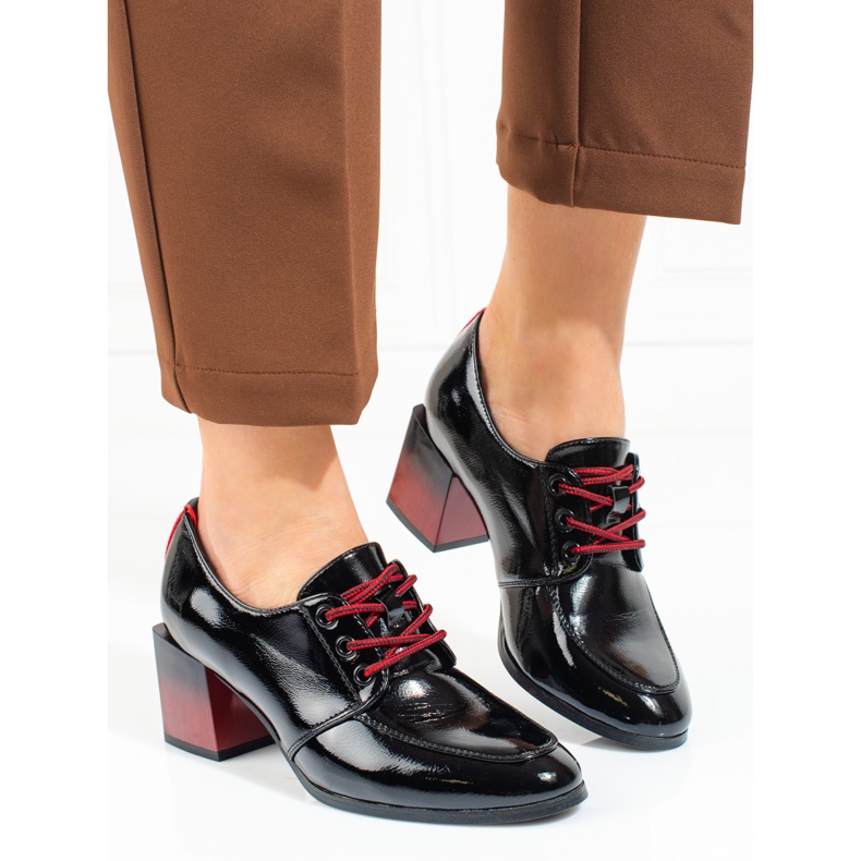 W. Potocki Női fűzős cipő Potocki fekete 1