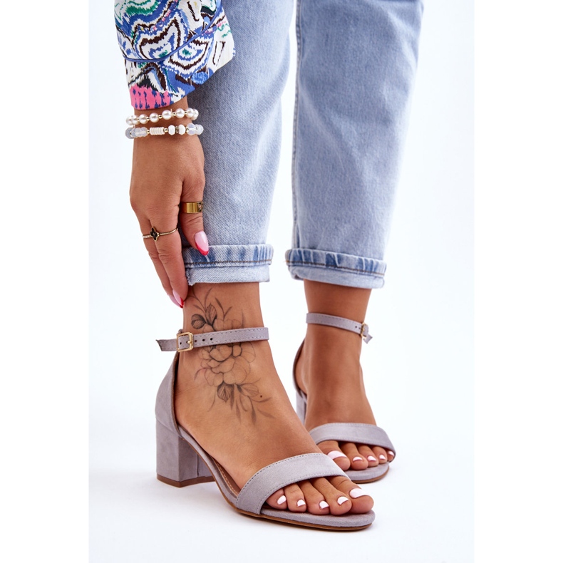 PS1 Szürke Quincy alacsony sarkú velúr szandál 1