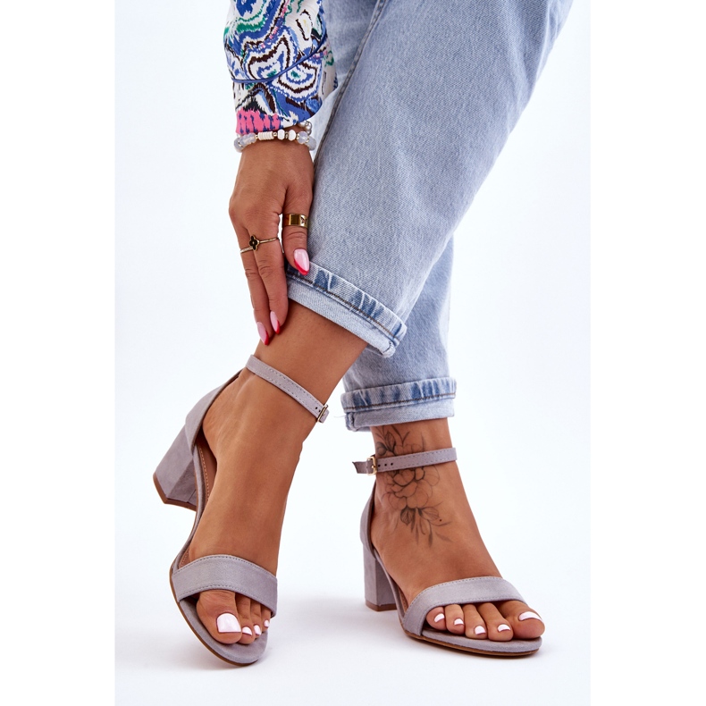 PS1 Szürke Quincy alacsony sarkú velúr szandál 2