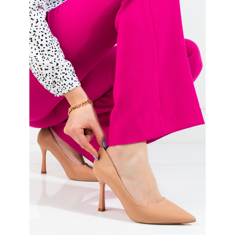 Női Vinceza bézs magassarkú pumpák 1