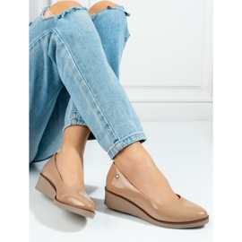 Női Vinceza bézs ékpumpák 2 Női Vinceza bézs ékpumpák 2