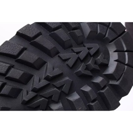 BERGSON Kadam Low Stx férfi trekking cipő fekete piros 2