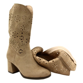 M.Daszyński Nyílt munkák a női velúr bézs csizmákkal 5