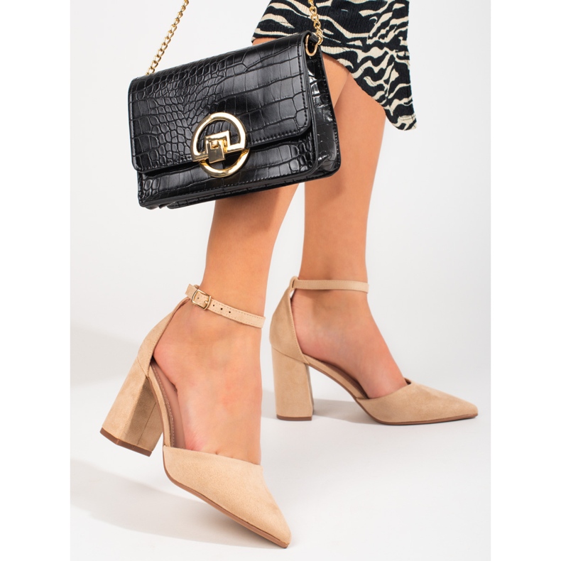 Női Shelovet velúr bézs pumpák 1