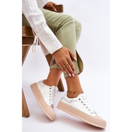 Női lakkozott platform tornacipő GOE LL2N4020 fehér 1