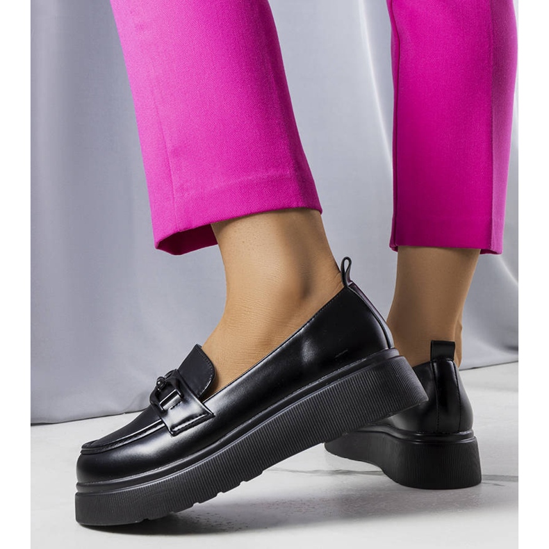 Gagnon ékkel díszített fekete urak 1 Gagnon ékkel díszített fekete urak 1