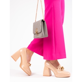 Vinceza bézs sarokpumpák 1