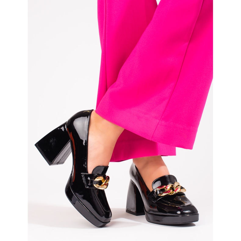 Szivattyúk stabil oszlopon Vinceza fekete 1