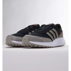 Adidas Run 70S M HP6120 cipő fekete 1