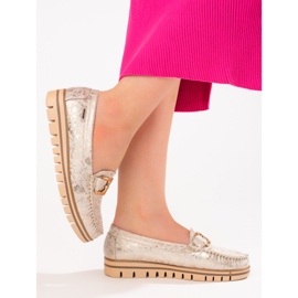 Női bézs mokaszinok a Shelovet platformon aranysárga 1