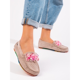 Női velúr naplopók Shelovet bézs 1