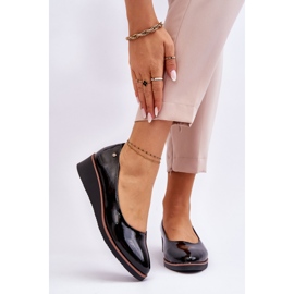 Vinceza Klasszikus lakkbőr ékszivattyúk, fekete paola 1