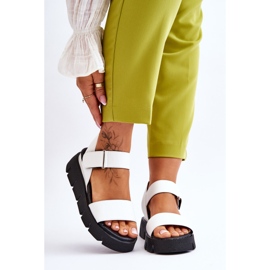 Vinceza Női bőr szandál fehér Katte 2