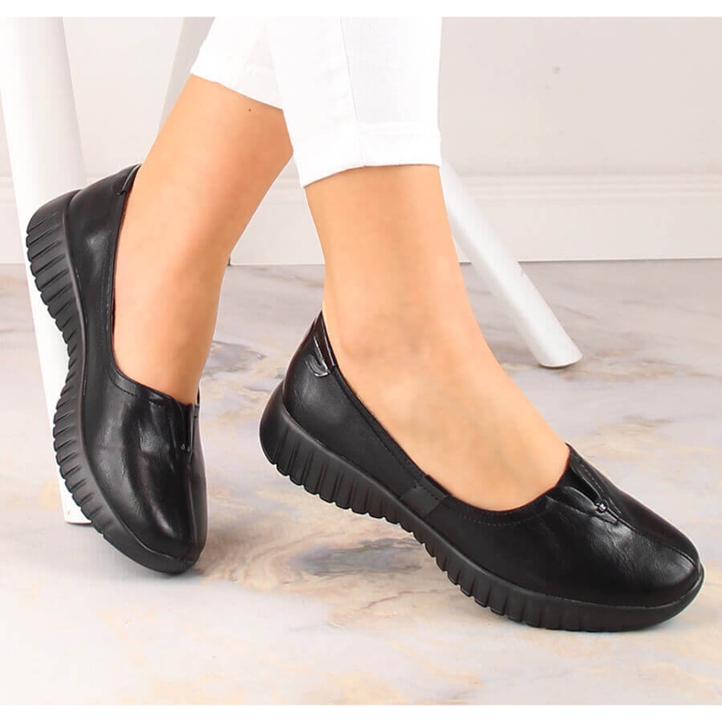 Női fekete bebújós cipő fekete Jezzi RMR2270-6 1