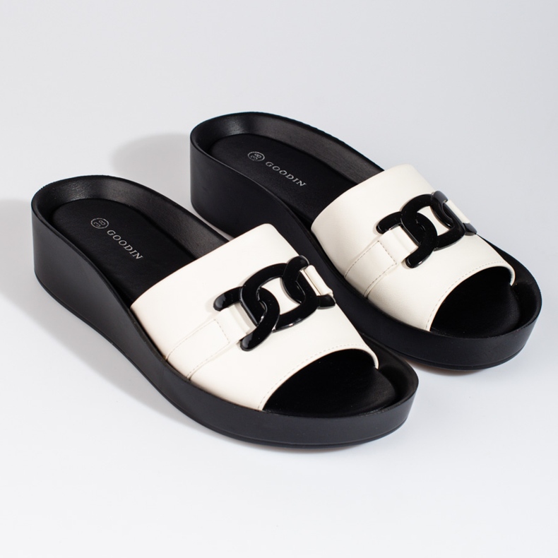 Fehér női papucs a Shelovet platformon 1