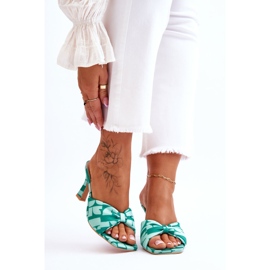 Divatos magassarkúk zöld Floria mintával 1