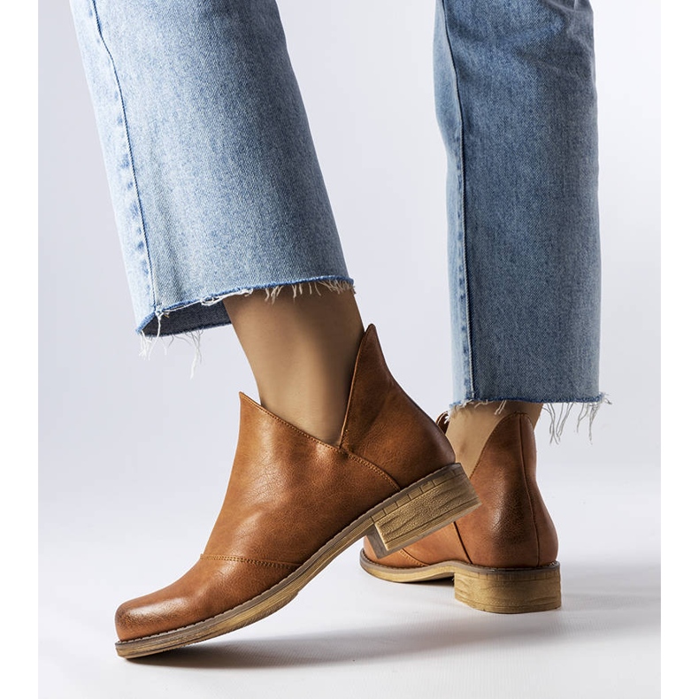 PA1 Barna csizma szabálytalan felsővel a Lacombe-tól 1