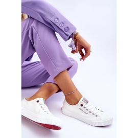 Klasszikus női tornacipő Cross Jeans LL2R4052 fehér 1