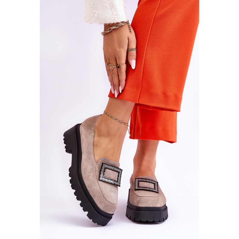 FILIPCZYK Kényelmes bézs velúr naplopók Agathe 1 FILIPCZYK Kényelmes bézs velúr naplopók Agathe 1