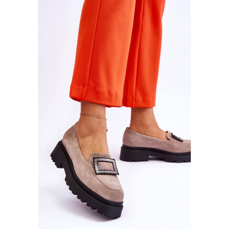 FILIPCZYK Kényelmes bézs velúr naplopók Agathe 2 FILIPCZYK Kényelmes bézs velúr naplopók Agathe 2