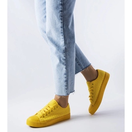 Sárga tornacipő szőtt anyagból a Thibodeautól 1