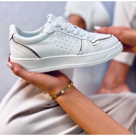 BM Reggi Gold női tornacipő fehér 1