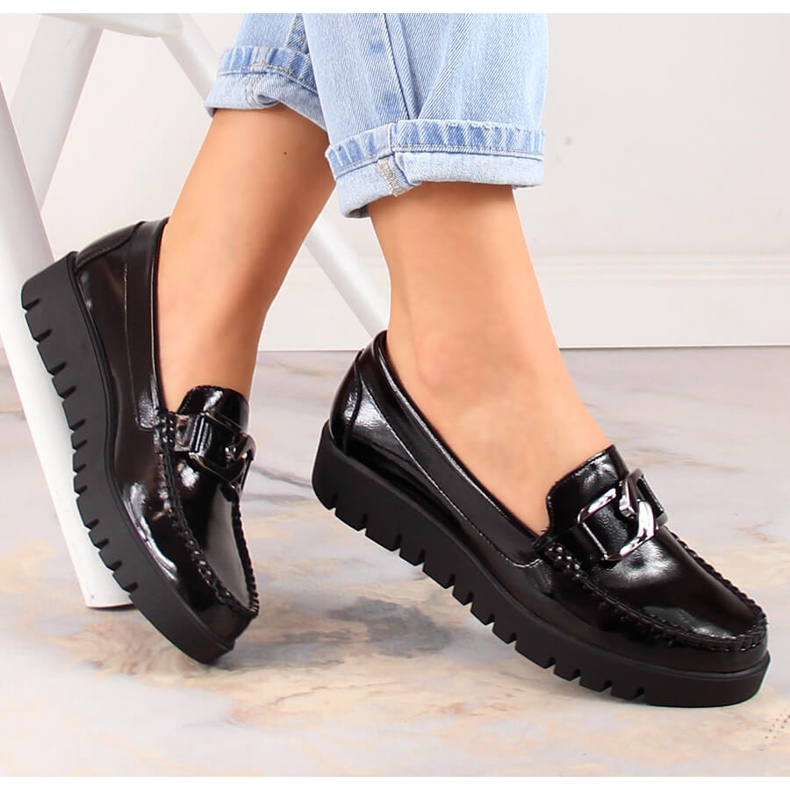 Lakkozott női mokaszinok a Sergio Leone MK757 fekete platformon 1