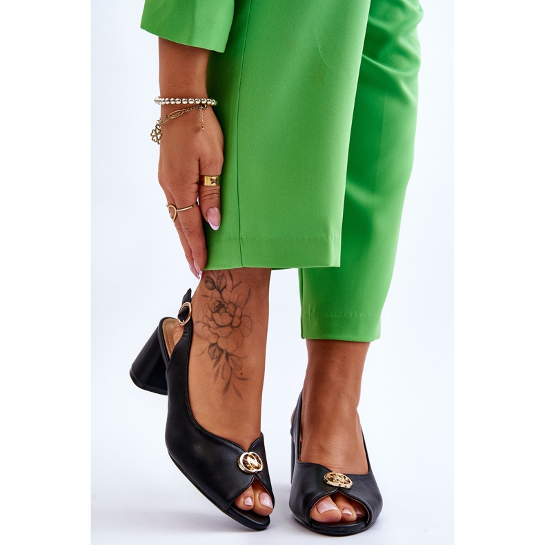 Divatos fekete bőr szandál fekete 1