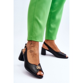 Divatos fekete bőr szandál fekete 2