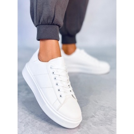 BM Feber White női tornacipő fehér 1