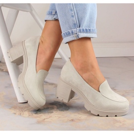 Női velúr magassarkú és szürke platform Potocki SZ12040 bézs 1