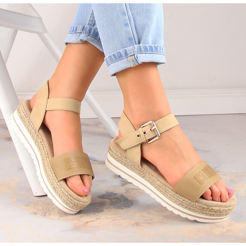 Női espadrill szandál a platformon bézs Big Star LL274872 1
