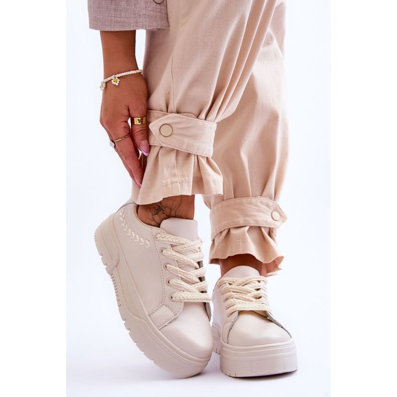 FG2 Kényelmes női platform sportcipő bézs Devan 1 FG2 Kényelmes női platform sportcipő bézs Devan 1