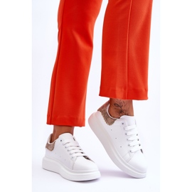 Női sportcipő fehér-arany dekoratív mintával 2