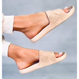 PA1 Lottner Khaki gumi csúszdák bézs 1