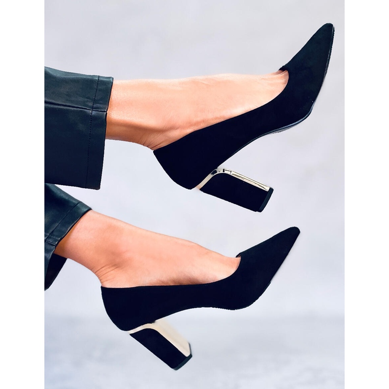 PA1 Szivattyúk a blokkon Lucrezia Black fekete 2