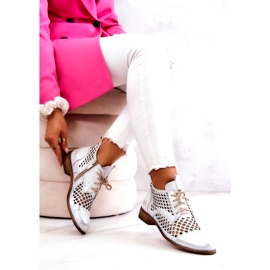 Bőr áttört csizma Nicole 2704/005 fehér és ezüst 3